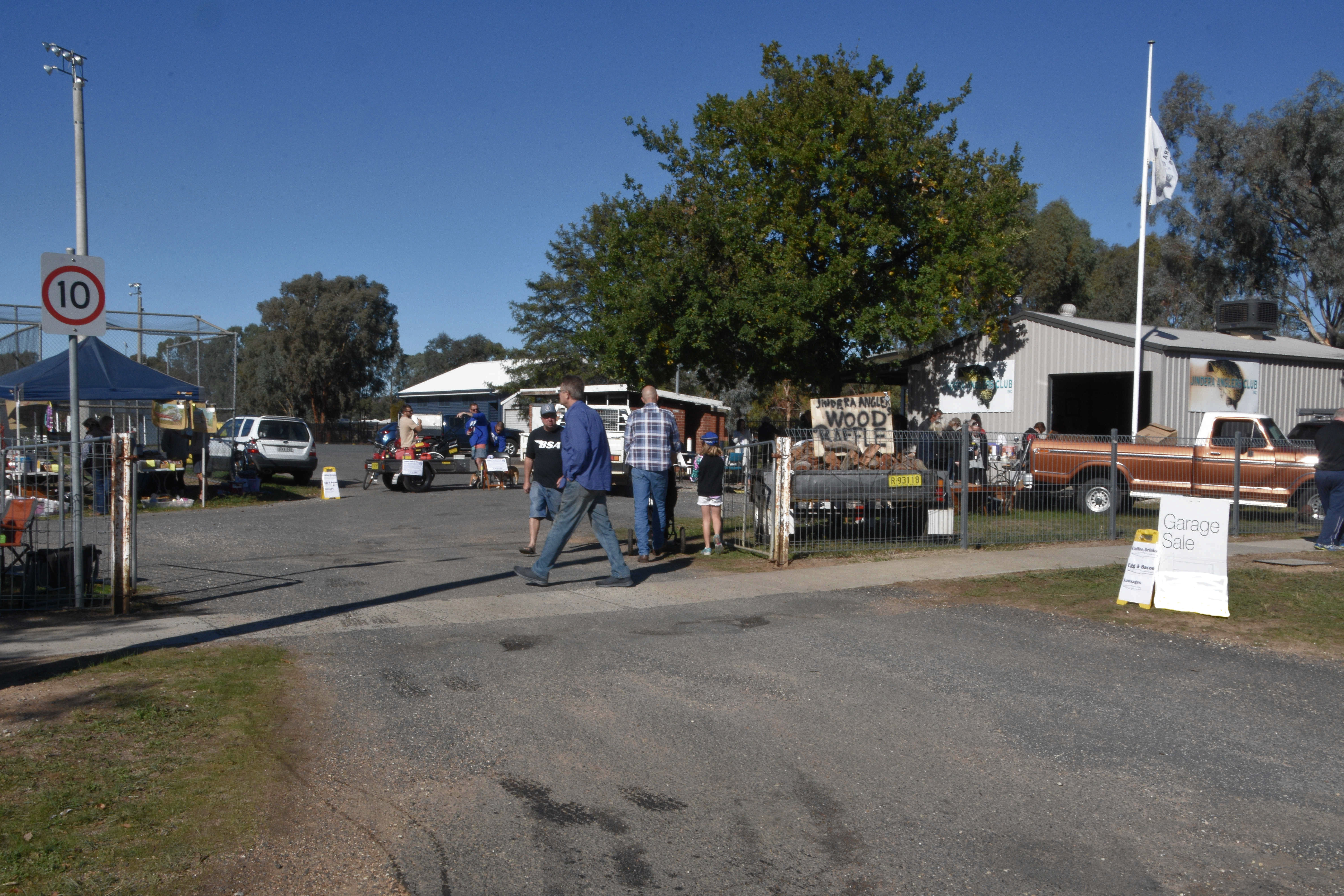Jindera-Community-Garage-Sale-4.jpg