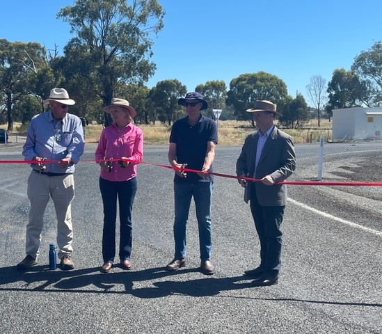 Henty-Rail-Crossing-Project-Opening.jpg